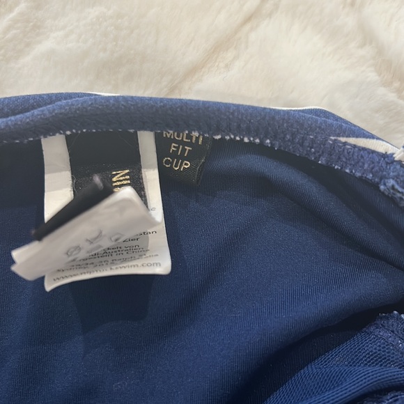 Niptuck Swimsuit, Size 6 - Picture 9 of 15